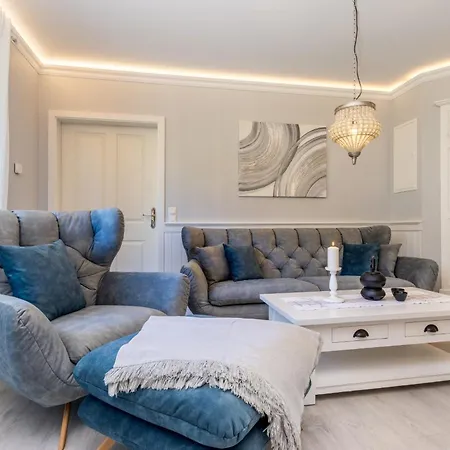 Lägenhet Strandblick 6 *