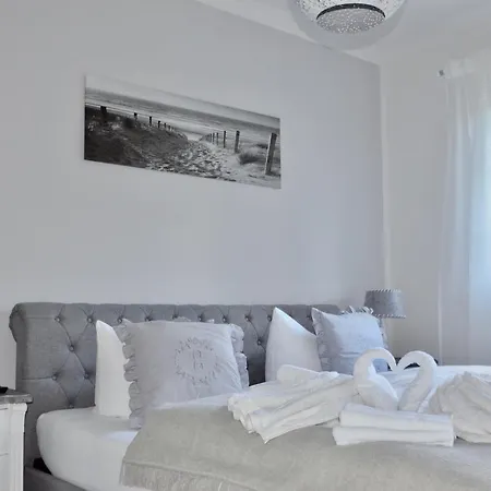 Apartament Strandblick 6 *